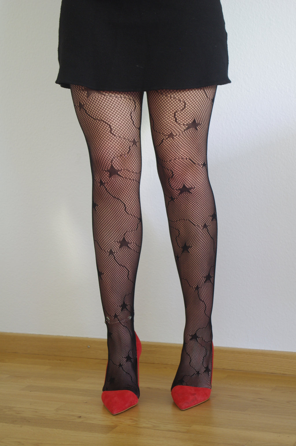 Netzstrumpfhose Damen – Sternmuster Schwarz | NoirSilk