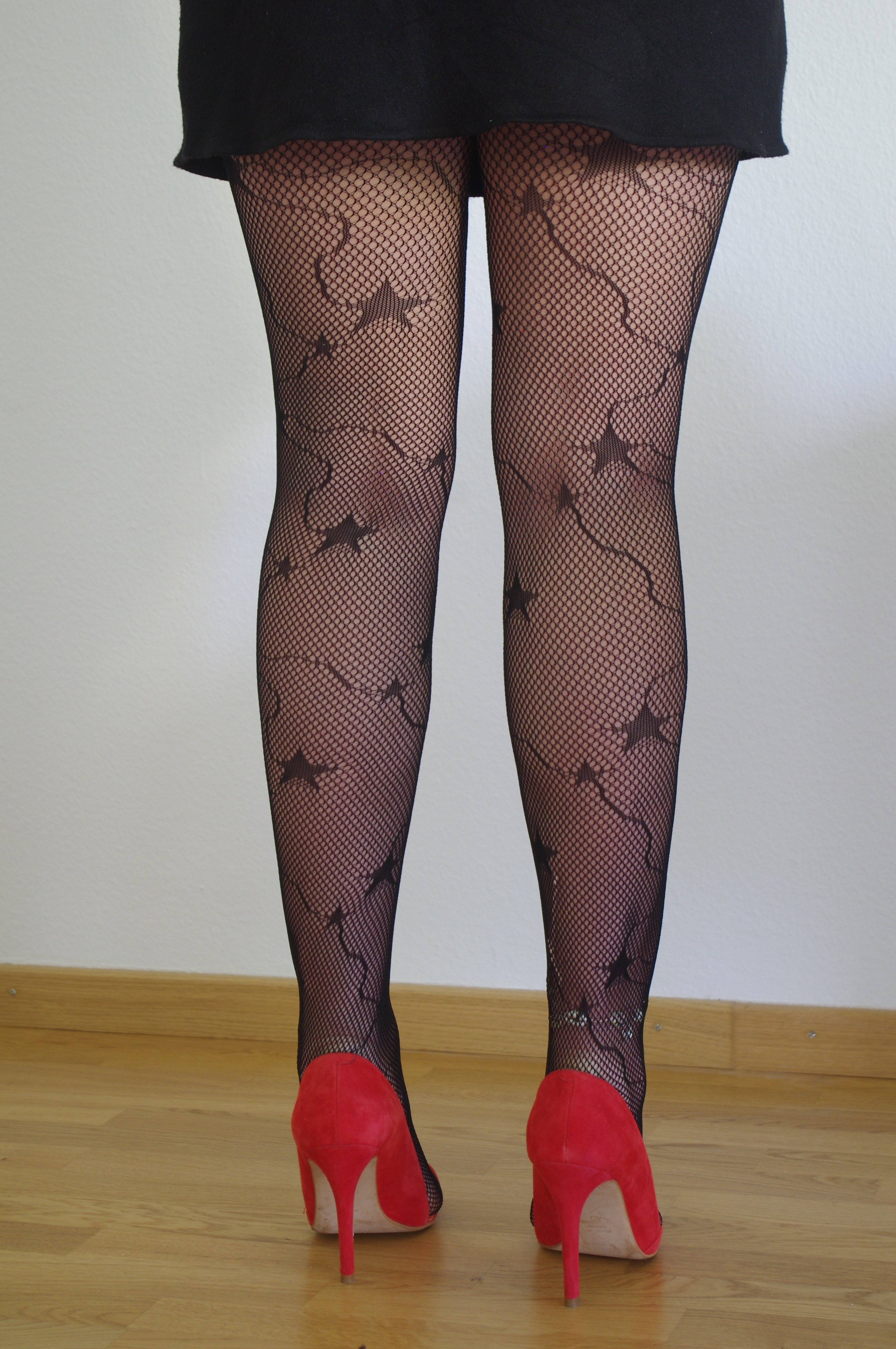 Netzstrumpfhose Damen – Sternmuster Schwarz | NoirSilk